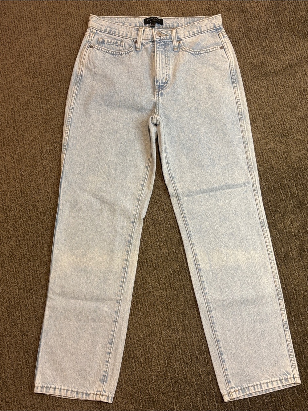 ✨Banana Republic Women’s Light Wash High Rise Straight Leg Jeans Size 28/6